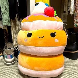 16 in Original Squishmallows Sawtelle